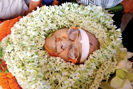 Jagmohan Dalmiya cremated with full state honours