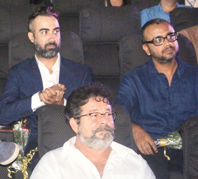 Ranvir Shorey, Dibakar Banerjee  and Kunal Kapoor (centre)