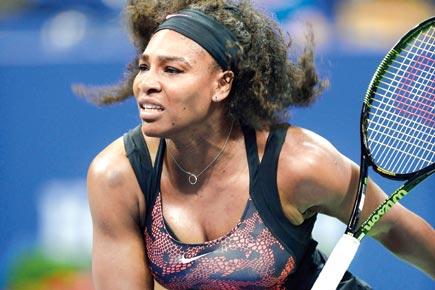 Serena Williams survives US Open scare to enter third round