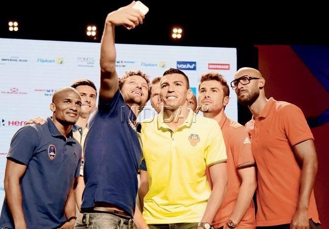 ISL’s marquee players pose for a selfie during a media interaction at Worli’s NSCI stadium on Saturday. Pic/Suresh KK