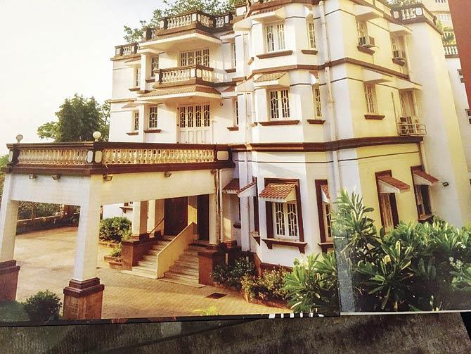 We were first to feature that Jatia House, bought by Kumar Mangalam Birla, was on sale