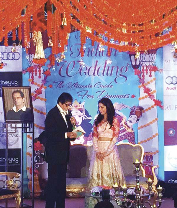 Amitabh Bachchan launches Sakshi Salve’s book. Pic/twitter@thesakshisalve