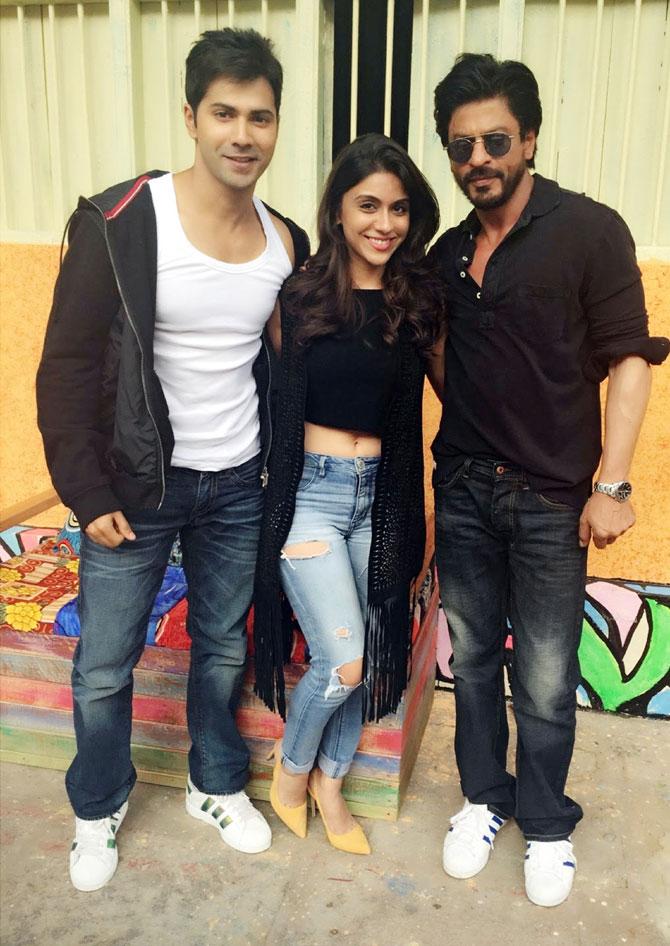 Varun Dhawan and SRK with Zoa Morani on the sets of 