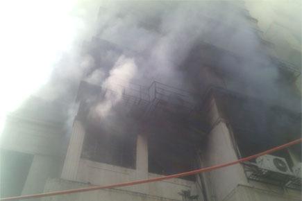 Major fire breaks out at bookstore in Pune