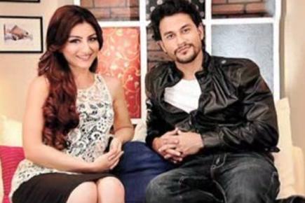 Soha and I are unlike any 'idealistic' romantic couples, says Kunal Khemu