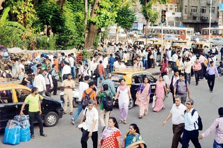 Cabbies attacked, passengers abused on day 2 of taxi strike in Mumbai