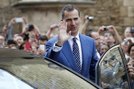 Spanish royal family get 1 percent pay rise