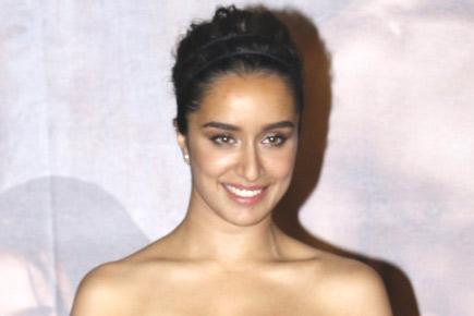 Shraddha Kapoor helps Tiger Shroff learn diving skills for 'Baaghi'
