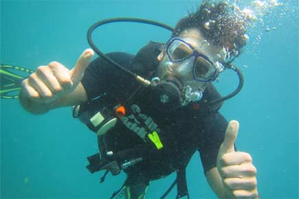 Karan Tacker turns certified Scuba Diver