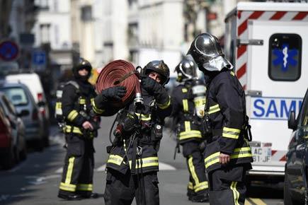 Explosion rocks a building in central Paris, five injured
