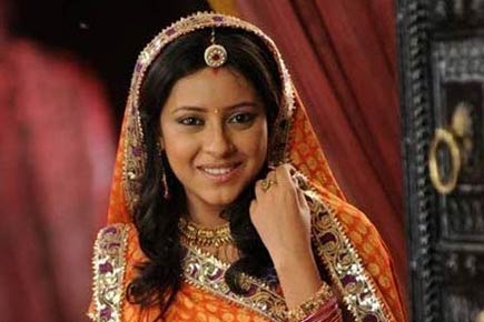 Shocking! 'Balika Vadhu' actress Pratyusha Banerjee commits suicide