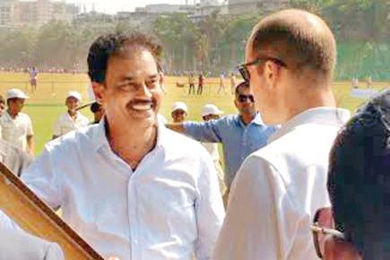 Vengsarkar gifts Team India autographed bat to Prince William