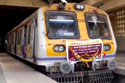 Watch Video: 12-car train rolls into Vashi station on Harbour line