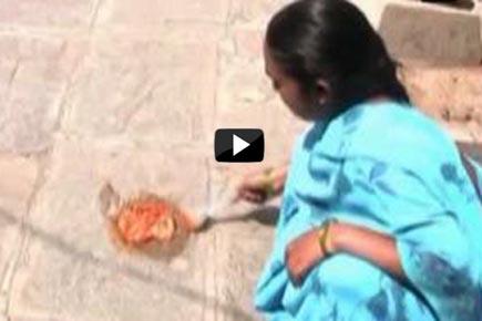 Watch video: Woman makes omelette on ground as heat wave intensifies