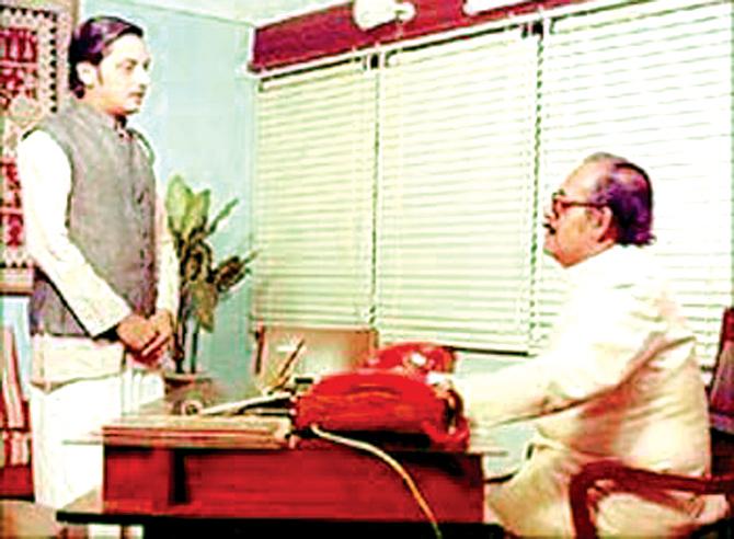 Amol Palekar and Utpal Dutt in Gol Maal