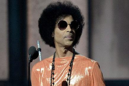 Legendary singer Prince cremated in private ceremony
