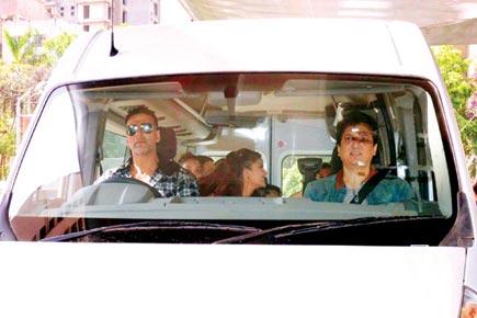 When Akshay Kumar turned 'driver' for 'Housefull 3' cast