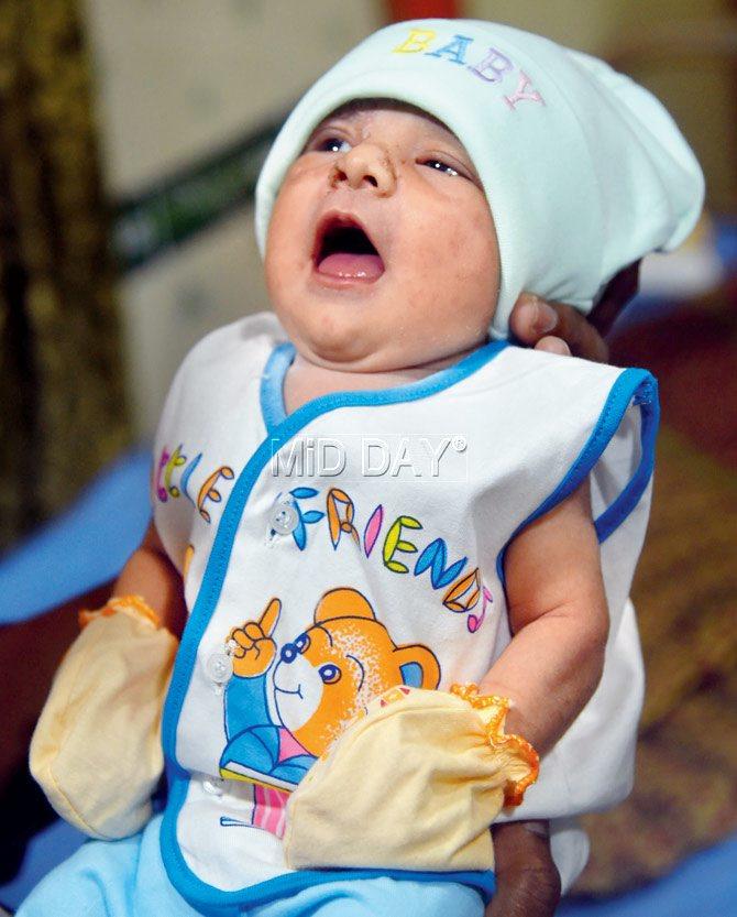 Baby Ansh is still quite weak, said his doctor, but has grown from 2.6 kg to 2.7 kg during his week in treatment. Pics/Nimesh Dave