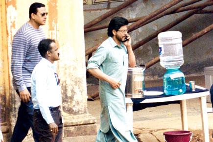 Why was Shah Rukh Khan in a perpetually bad mood on 'Raees' sets?