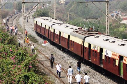 Pune- Daund local train successfully completes test trial
