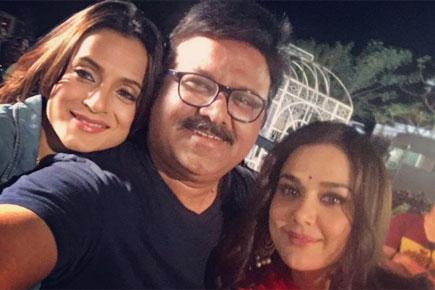 Spotted: Preity Zinta and Ameesha Patel on sets of 'Bhaiyyaji Superhitt'