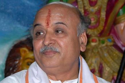 Ahmedabad: Pravind Togadia ends fast, says will revive 'Hindutva politics'