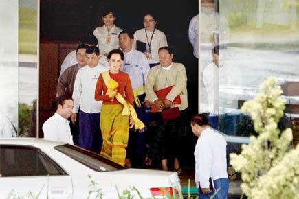 Myanmar Upper House clears way for Aung San Suu Kyi as consultative figure