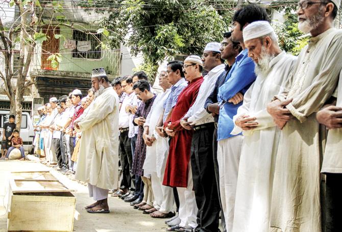 Relatives and friends attend the funeral of Bangladeshi activist Xulhaz Mannan in Dhaka. Pic/AFP