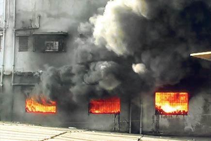 Short circuit blaze ignites sparks of bravery in Bhiwandi residents