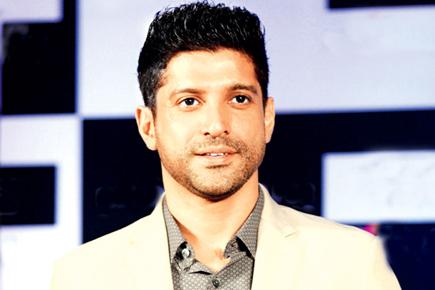 Here's what Farhan received from his 'Rock On 2' director