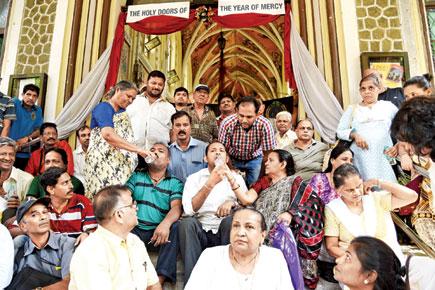 Catholic protestors call off fast unto death at Archbishop of Bombay's House