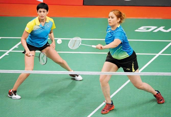 India’s Jwala Gutta (right) and Ashwini Ponnappa during their BWF World Championships match against Taipei’s Hsieh Pei Chen and Wu Ti Jung at Jakarta in August last year. Pic/Getty Images