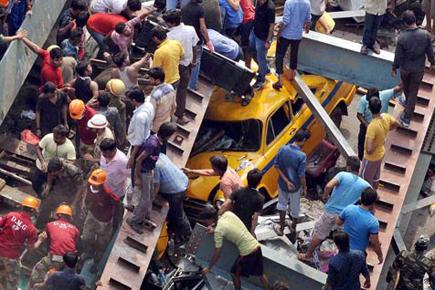 Kolkata flyover collapse: Death toll rises to 24