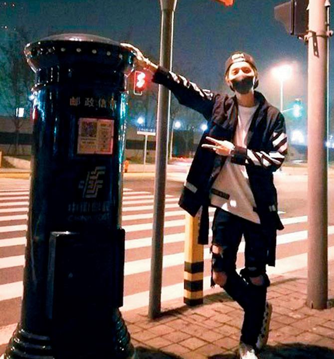 The photo posted by Lu Han. Pic/WEIBO