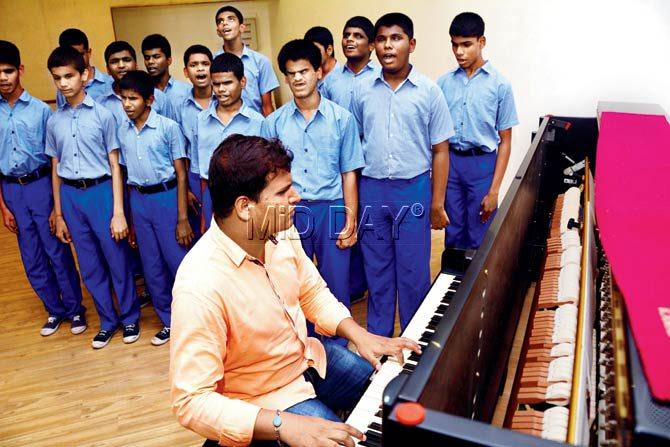 Nitesh Sonawane at the Kawai-Upright piano at Happy Home and School For The Blind in Worli. Pic/Sayyed Sameer Abedi