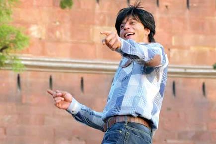 SRK's Gaurav act in 'Fan' his best till date: Shabana Azmi
