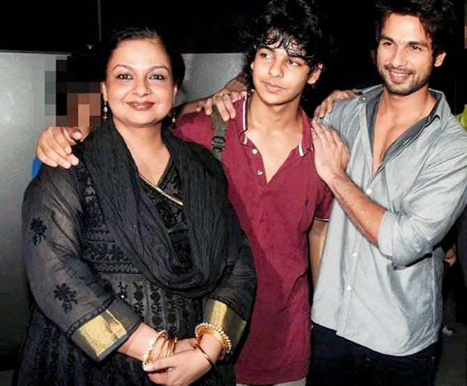 Shahid Kapoor with his mother Neelima Azim and half brother, Ishaan Khattar