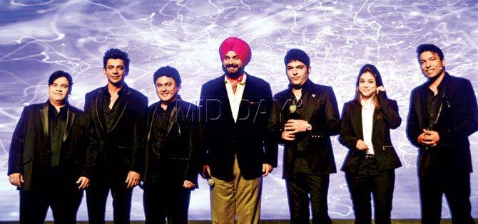 Kiku Sharda, Sunil Grover, Ali Asgar, Navjot Singh Sidhu, Kapil Sharma and Sumona Chakravarti. Pic/Bipin Kokate