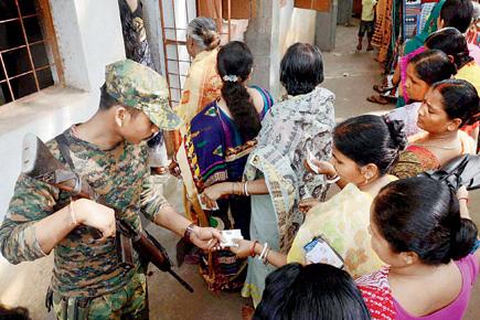 Man killed in violence during Bengal polls