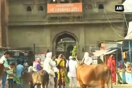 Locals protest against Trimbakeshwar temple trust for banning men's entry 