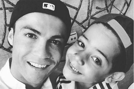 Cristiano Ronaldo's adorable 'morning' selfie with his son