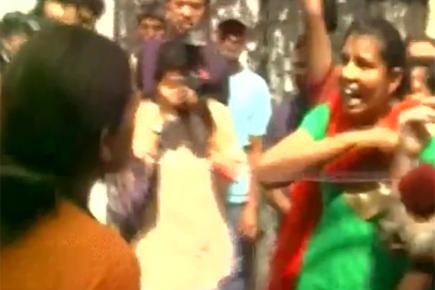 Caught on Camera: Rupa Ganguly manhandles TMC worker in Howrah 
