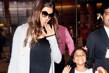 Cute click! Sushmita Sen with younger daughter Alisah