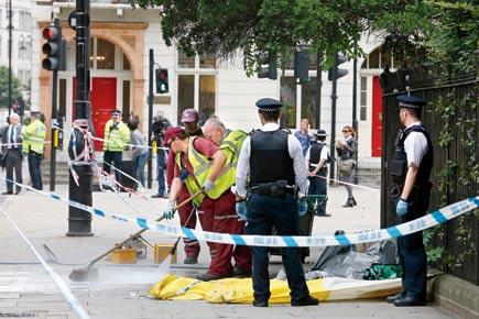 Mass knifing spree in London leaves one dead, 5 injured