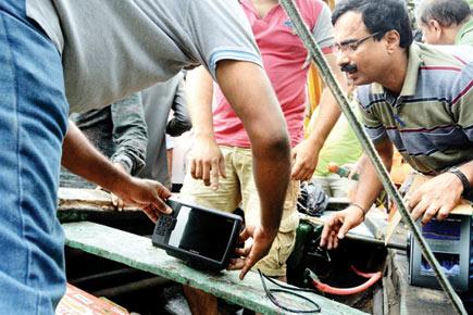Mahad bridge tragedy: Sonar cameras and divers find nothing