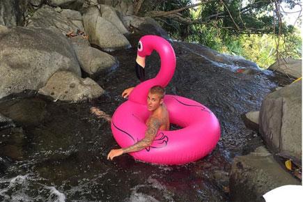 Justin Bieber's naked vacation with girlfriend