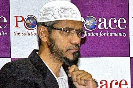 Mumbai Police goes for Zakir Naik's jugular