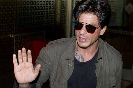 Shah Rukh Khan detained yet again at US airport, diplomat apologises