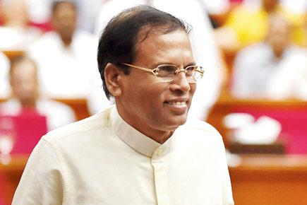 Lanka President,Maithripala Sirisena, promulgates emergency for a week