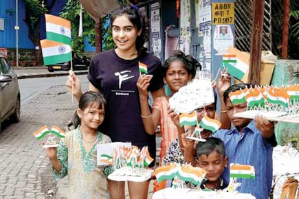 Make a wish! Adah Sharma's tricolour treat for Mumbai's street kids